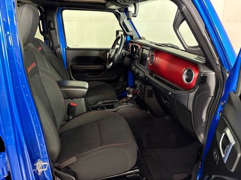 Used 2021 Jeep Wrangler Unlimited Rubicon AWD/4WD image 17