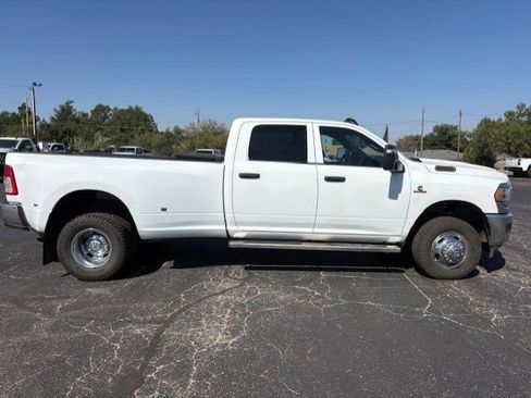 Used 2023 RAM 3500 Tradesman AWD/4WD image 7