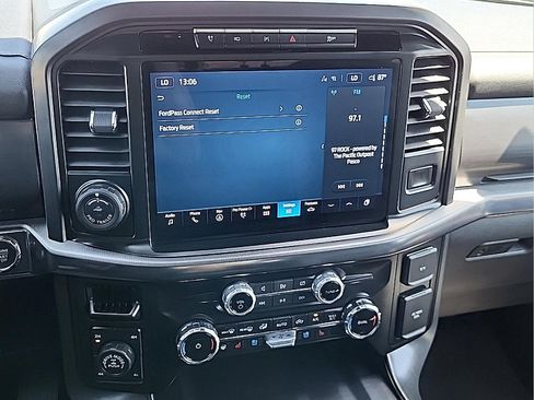 Used 2024 Ford F150 Lariat AWD/4WD image 22