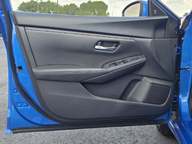 Used 2024 Nissan Sentra SV FWD image 15