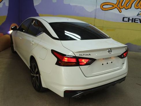 Used 2021 Nissan Altima 2.5 SR AWD/4WD image 6