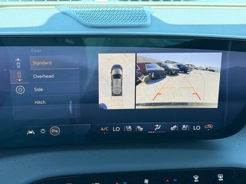 New 2026 Buick Enclave Avenir AWD/4WD image 32