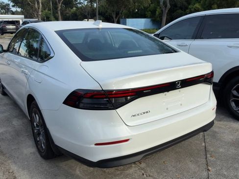 Certified 2023 Honda Accord EX image 8