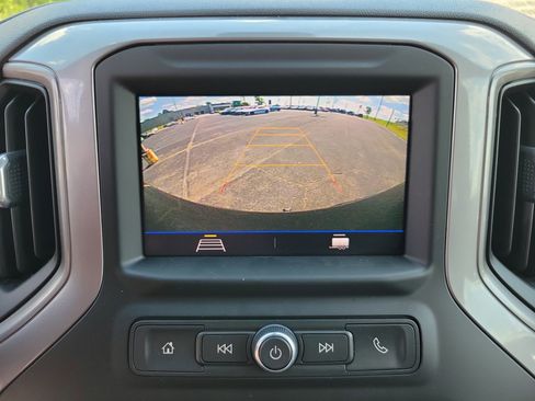 Used 2022 Chevrolet Silverado 1500 Custom Trail Boss w/ Safety Confidence Package image 11