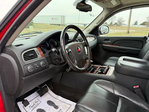 Used 2008 Chevrolet Avalanche LTZ w/ LTZ Preferred Equipment Group image 15