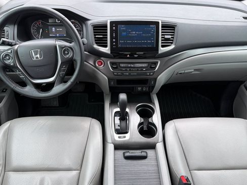 Used 2017 Honda Ridgeline RTL-T image 14