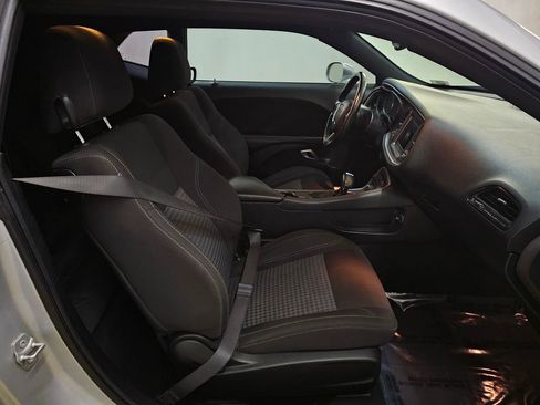 Used 2020 Dodge Challenger SXT w/ Driver Convenience Group image 11