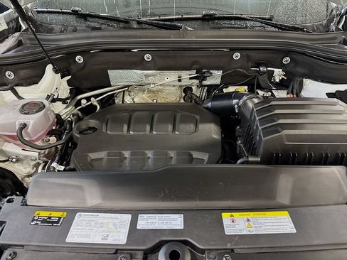 Certified 2025 Volkswagen Atlas SEL AWD/4WD image 34
