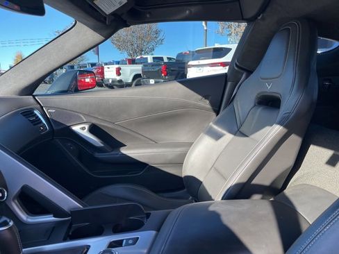 Used 2017 Chevrolet Corvette Z06 image 9