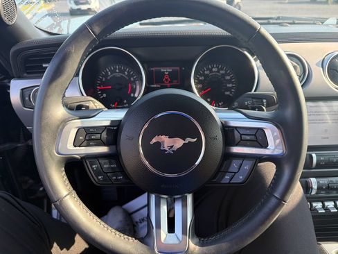 Used 2020 Ford Mustang Premium RWD image 17
