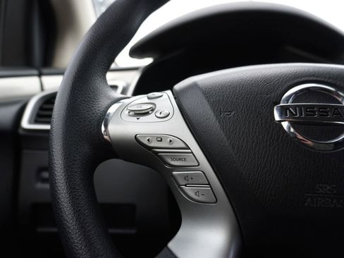 Used 2018 Nissan Murano S FWD image 20