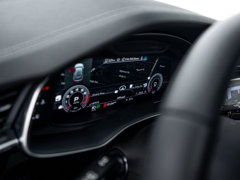 Certified 2024 Audi Q8 Premium Plus image 13