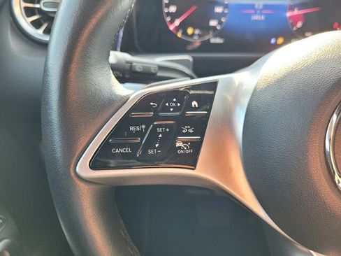 Used 2024 Mercedes-Benz GLB 250 w/ Driver Assistance Package image 31