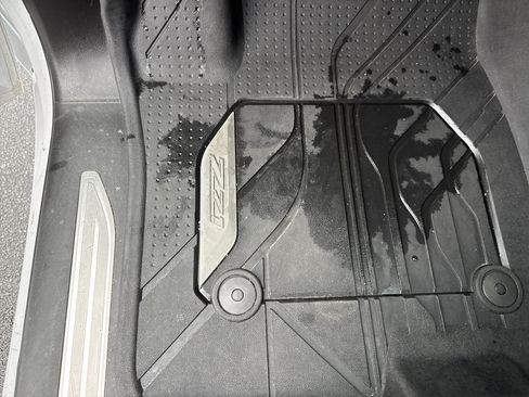 Used 2020 Chevrolet Silverado 1500 LT Trail Boss image 19