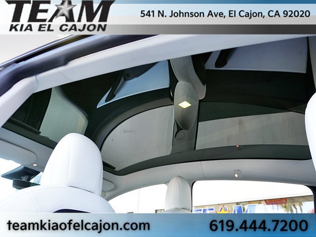 Used 2021 Tesla Model Y Long Range AWD/4WD image 21
