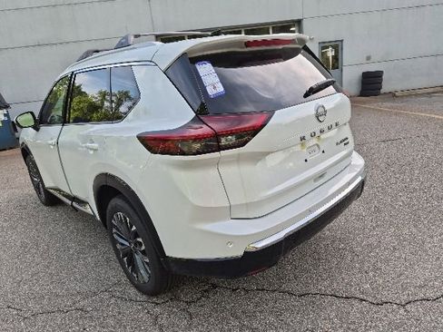 New 2026 Nissan Rogue Platinum AWD/4WD image 8