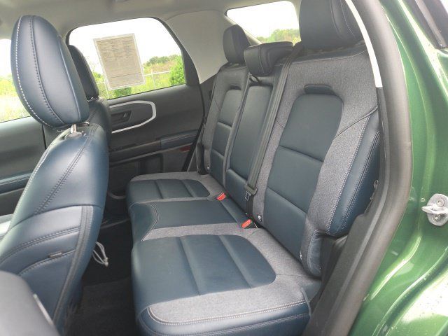 Used 2023 Ford Bronco Sport Outer Banks w/ Tech Package AWD/4WD image 18