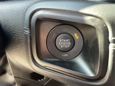 Used 2024 Jeep Wrangler Unlimited Rubicon 4xe image 17