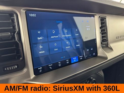 Used 2025 Ford Bronco Outer Banks image 17