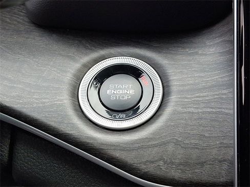 New 2025 Jeep Grand Cherokee L Limited w/ Black Appearance Package image 19