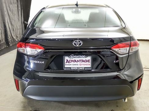 Certified 2025 Toyota Corolla LE image 6