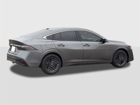 New 2026 Nissan Sentra SV image 6