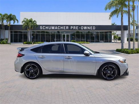 Used 2022 Honda Civic Sport Touring image 8