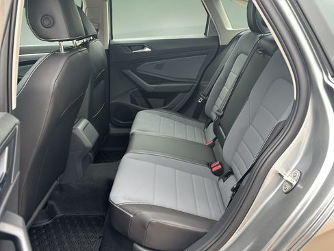 New 2026 Volkswagen Jetta SE FWD image 15