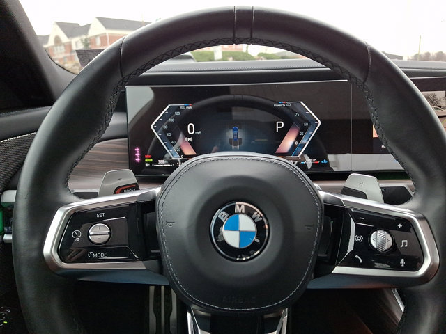 Certified 2023 BMW 760i xDrive AWD/4WD image 22