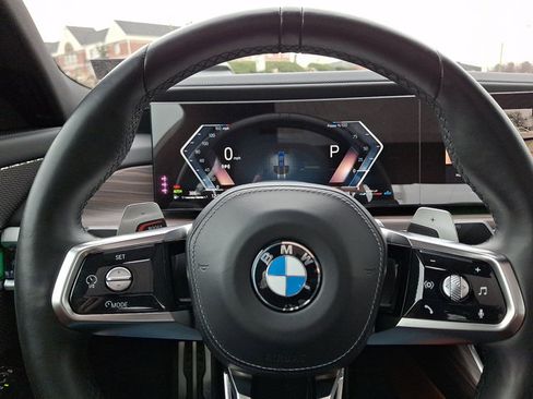 Certified 2023 BMW 760i xDrive AWD/4WD image 22