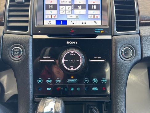 Used 2019 Ford Taurus Limited image 23