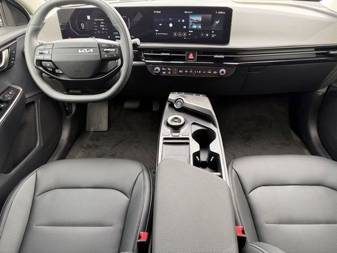 New 2026 Kia EV6 Wind RWD image 16