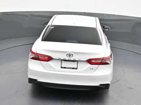 Used 2019 Toyota Camry LE FWD image 18