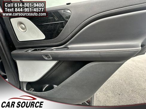 Used 2022 Lincoln Aviator Reserve w/ Equipment Group 201A AWD/4WD image 28