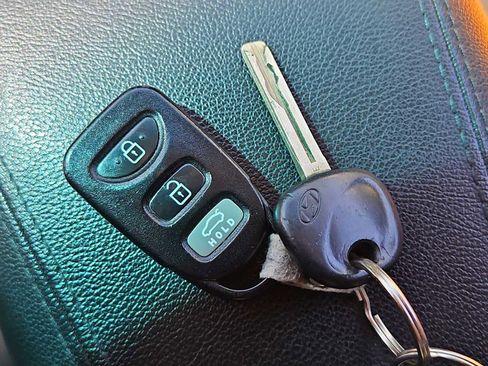 Used 2012 Hyundai Sonata GLS image 32