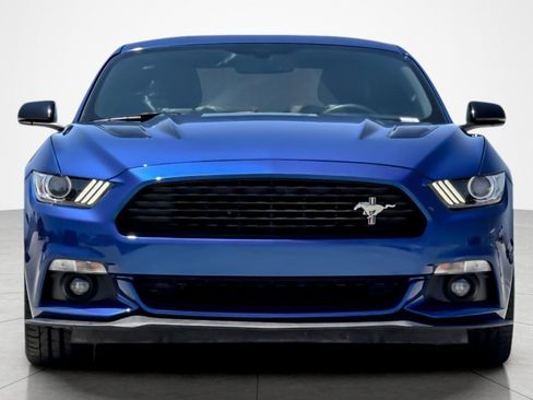 Used 2017 Ford Mustang GT Premium w/ Equipment Group 401A RWD image 8