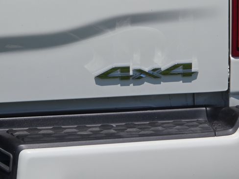 Used 2019 RAM 2500 Laramie image 8