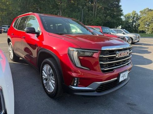 Certified 2026 GMC Acadia Elevation w/ Elevation Premium Package FWD image 3