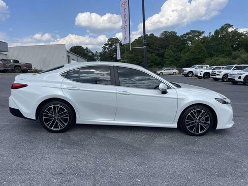 Used 2026 Toyota Camry XLE FWD image 2