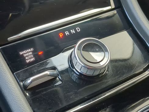 Used 2022 Jeep Grand Cherokee Limited image 31