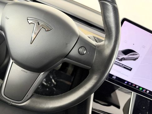 Used 2018 Tesla Model 3 Long Range RWD image 53