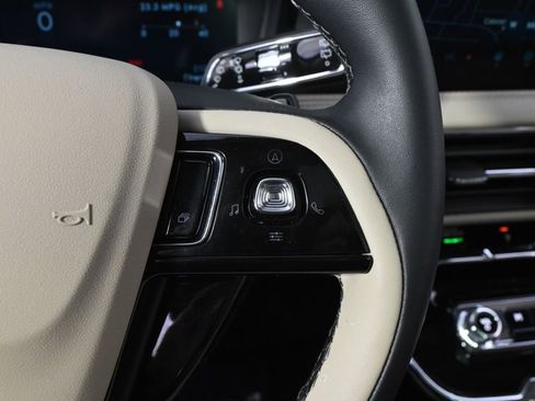 New 2026 Lincoln Corsair Premiere AWD/4WD image 35