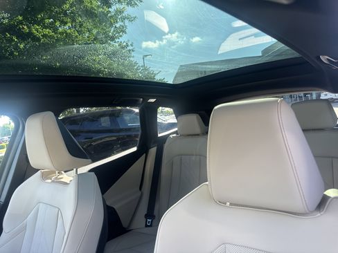 New 2025 BMW X3 xDrive30i w/ Premium Package image 9