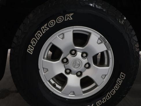 Used 2015 Toyota Tacoma 4x4 Double Cab w/ TRD Off-Road Package image 33