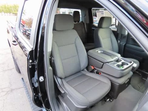 Used 2023 Chevrolet Silverado 1500 LT image 18