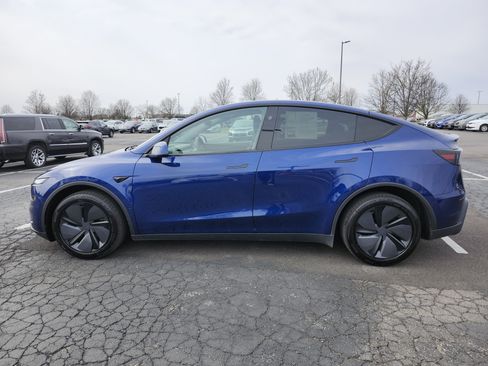 Used 2026 Tesla Model Y Long Range image 16