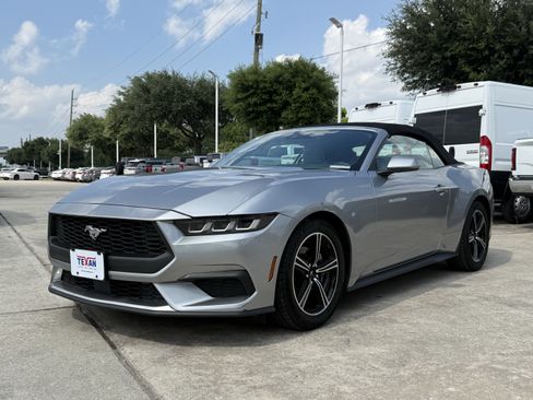 Used 2024 Ford Mustang Premium RWD image 10