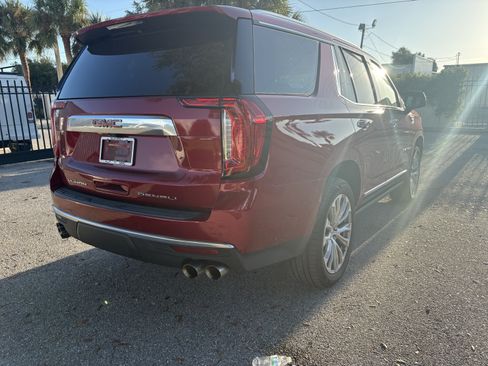 Used 2021 GMC Yukon Denali w/ Denali Ultimate Package RWD image 3