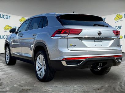 Used 2023 Volkswagen Atlas Cross Sport SE w/ Panoramic Sunroof Package