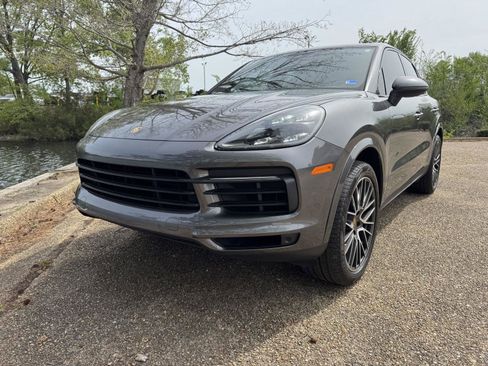 Used 2019 Porsche Cayenne image 11